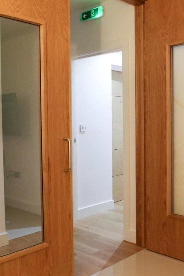 Lovely Studio Apartment With Access For Wheel-Chairs In Sydenham Londres Exterior foto